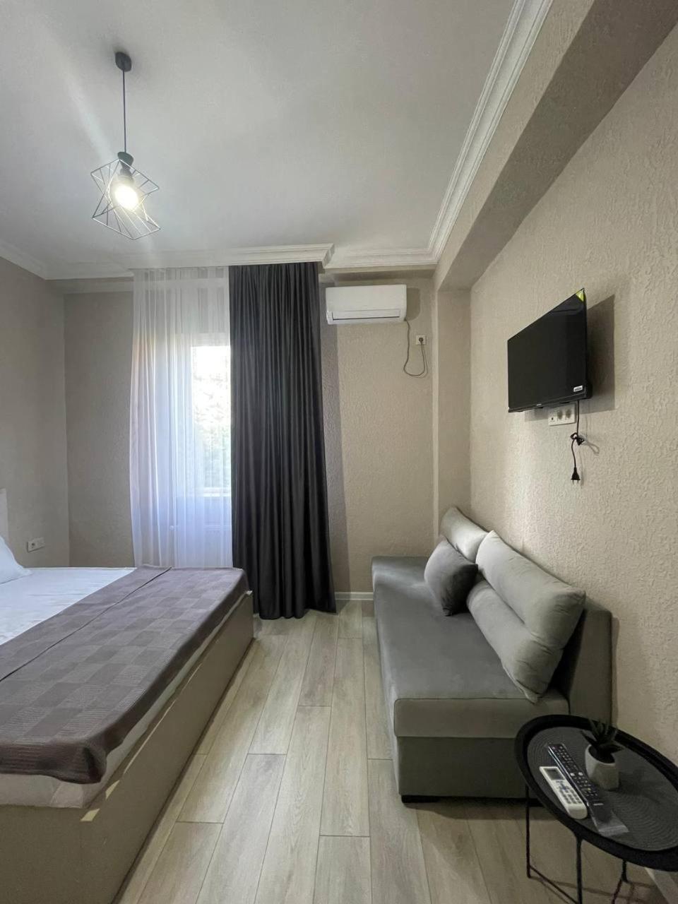 Guest House Nima Kutaissi Exterior foto