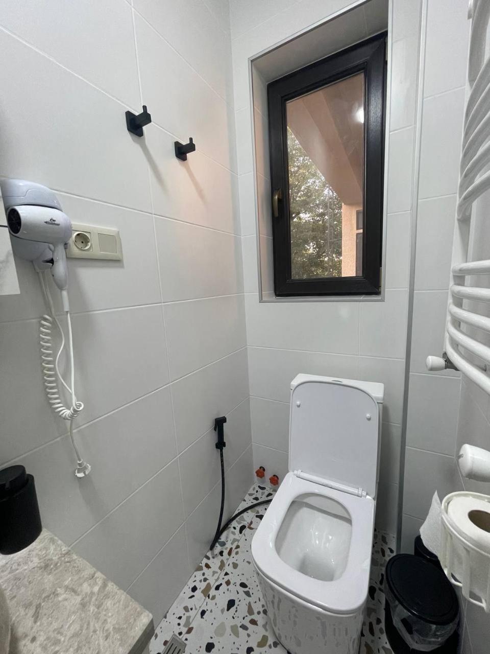 Guest House Nima Kutaissi Exterior foto