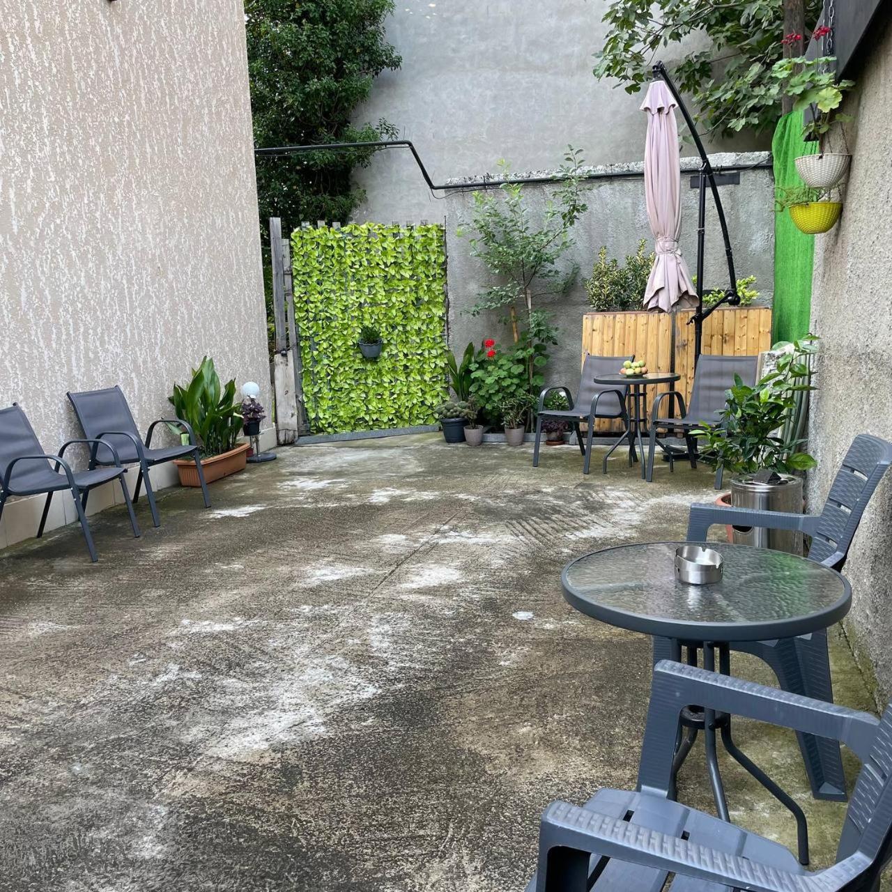 Guest House Nima Kutaissi Exterior foto